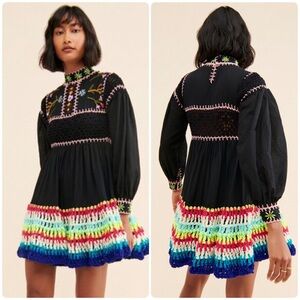 New! Celia B Scarlett Mix Media Embroidered Crochet Dress 🖤 Small